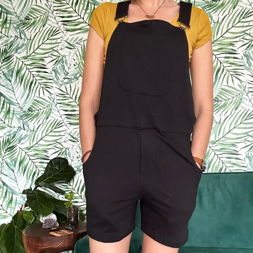Swoveralls Free the Waistband Swovie Shorts Size Small Midnight Black